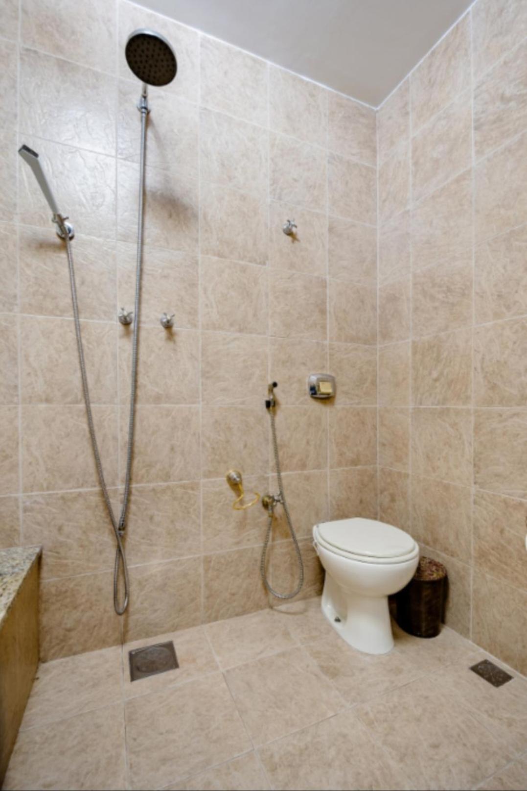 Double Room Private Bathroom